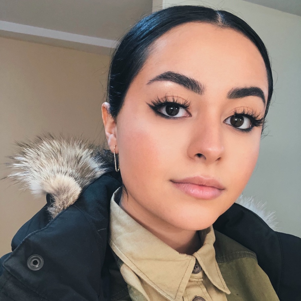 Meet your Posher, Isabella